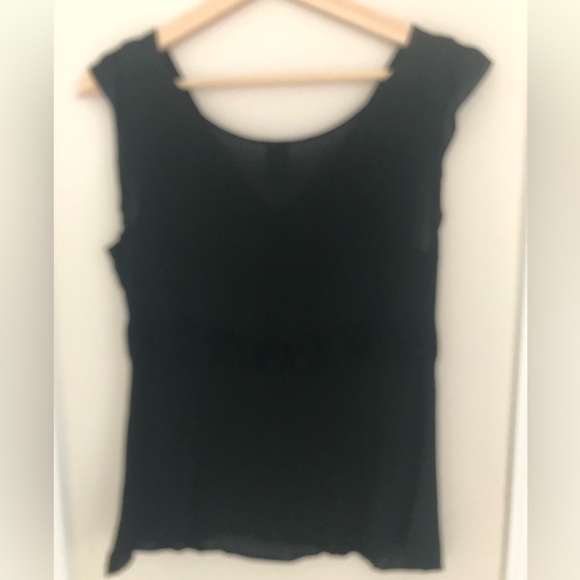 Gap 100% silk cap sleeve sheer blouse - Picture 4 of 5